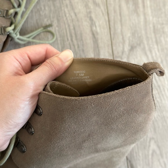 Steve Madden Suede Boot Wedge - Picture 5 of 5